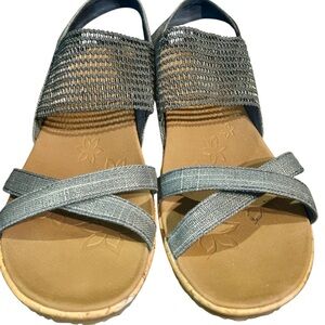 Sketchers denim color fabric wedges size 7